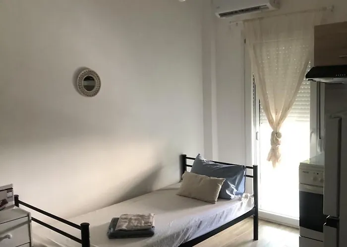 Small Center 1 Apartament